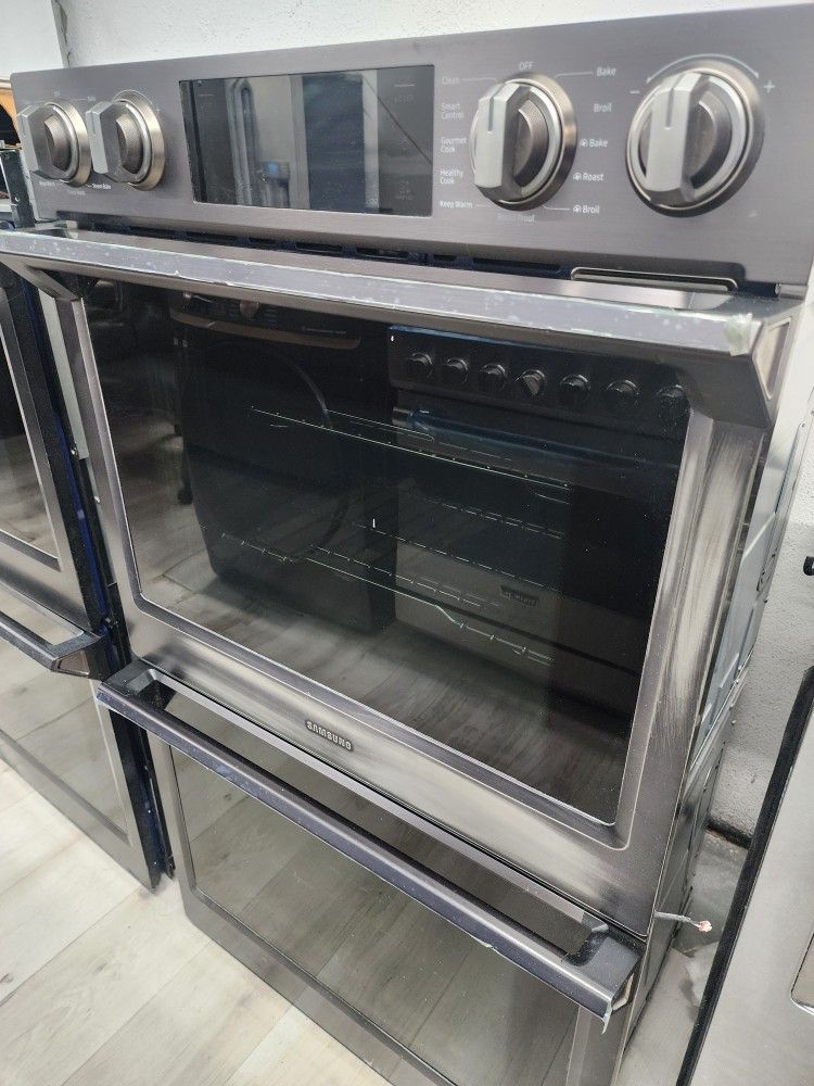 Wall Oven 30-Inch Electric Black Stainless