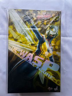 Hot toys Marvel The Wasp 1/6th collectible figure