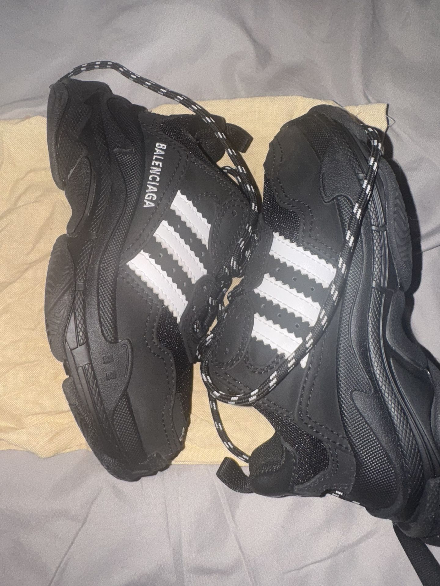 Childrens Balenciaga Track