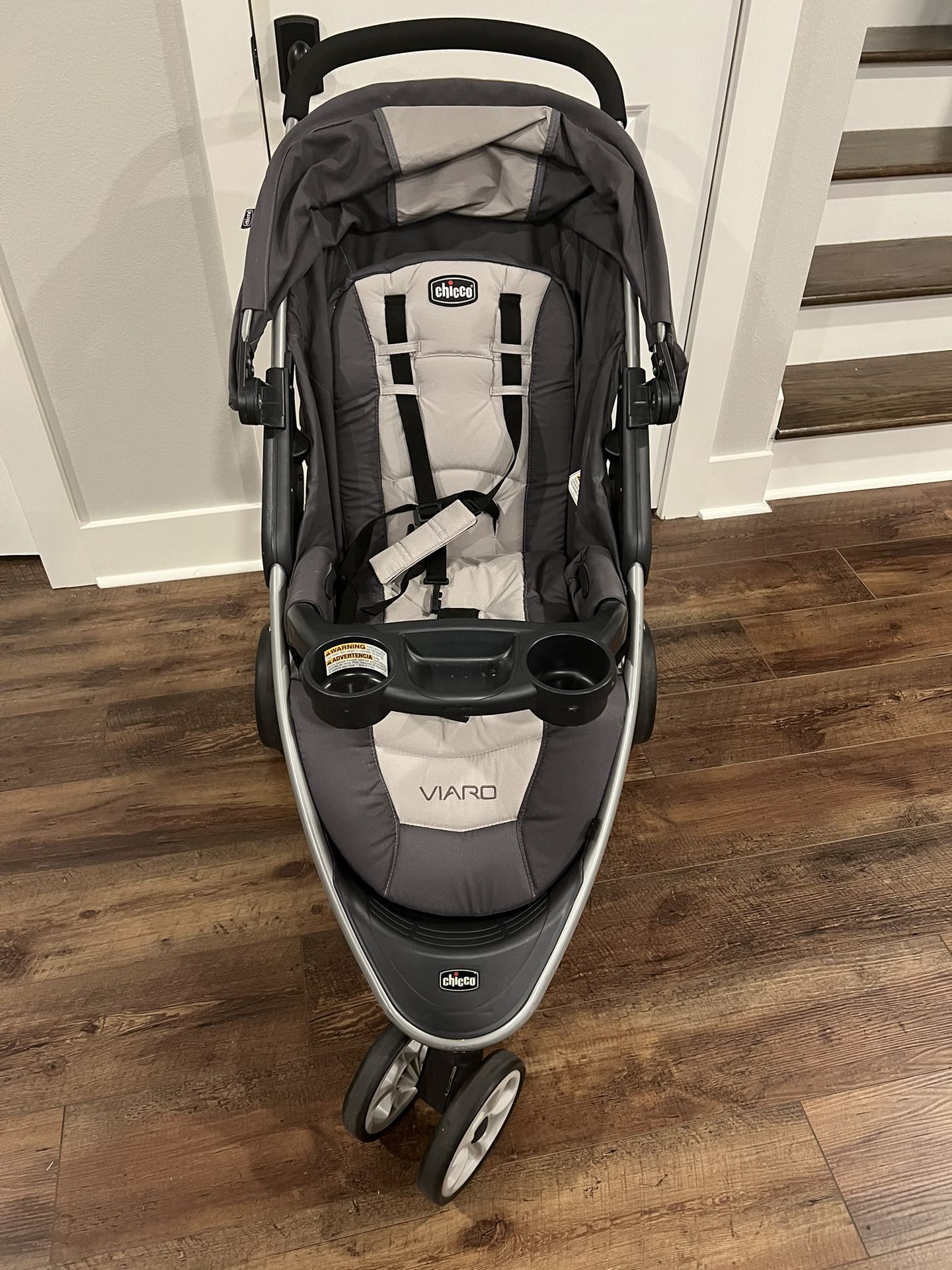 Stroller: Chicco Viaro 