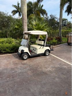 Yamaha Golf Cart