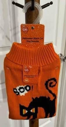 New Pet Halloween Costume Size M fits up to 40 lbs just $5
