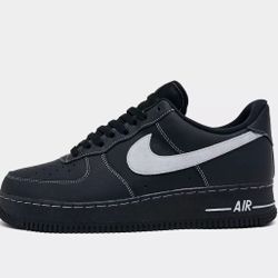 Men’s 10.5 Nike Air Force 1