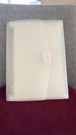 Pre Own Clear Poly Expanding Accordion File Organizer with Tabs& Closure-13”x10”
