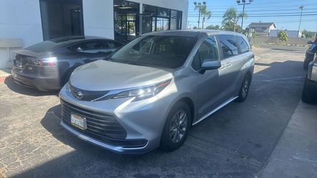 2021 Toyota Sienna
