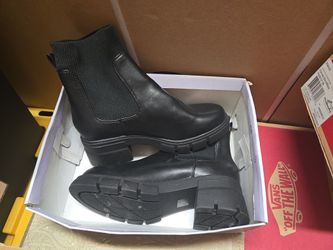 ankle boots Size 9