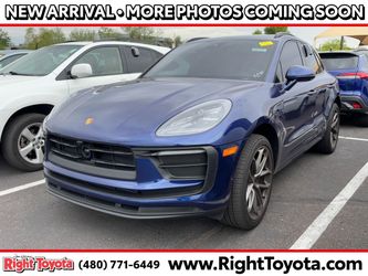 2022 Porsche Macan