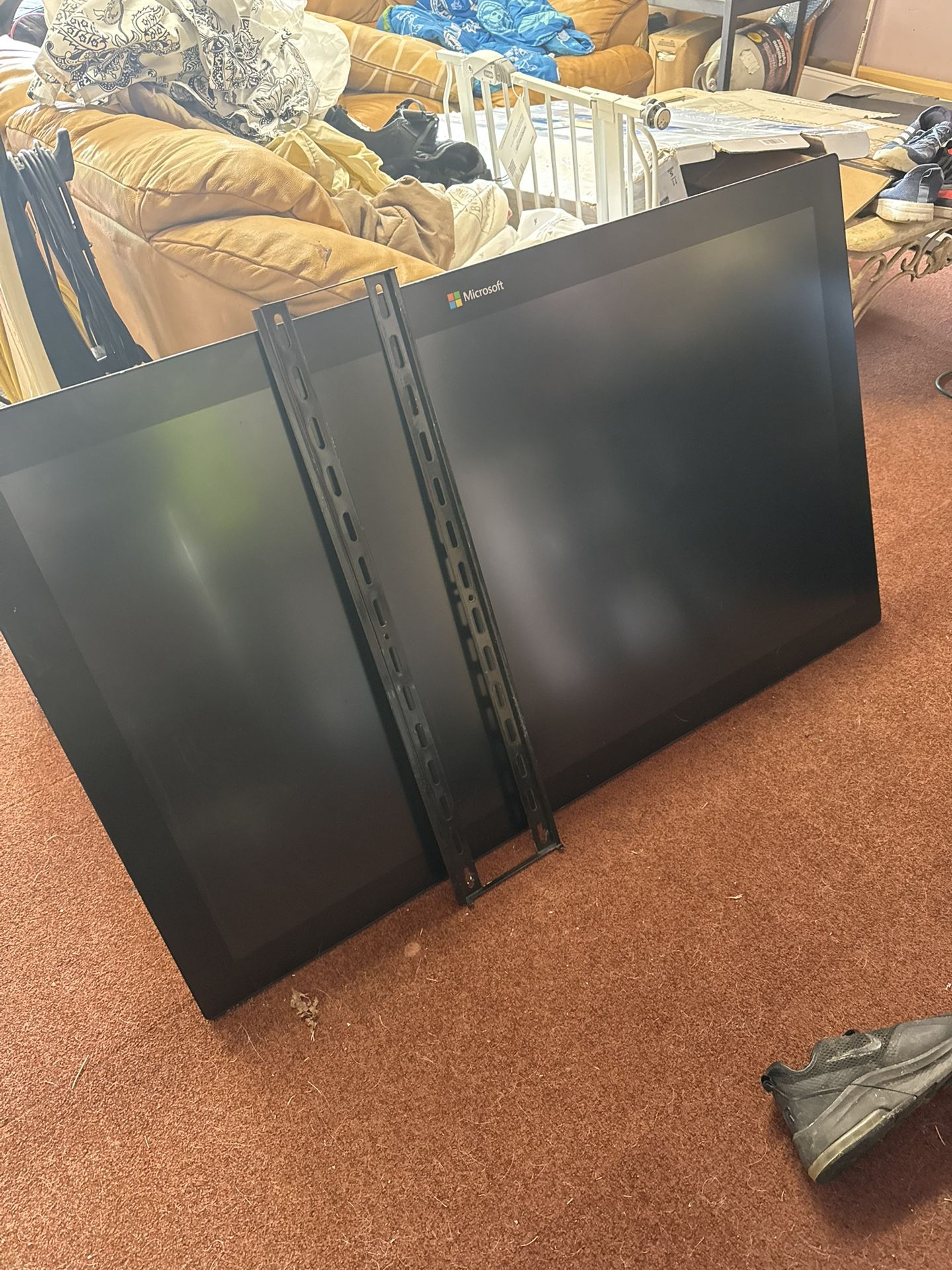 Microsoft Monitor 65 Or 70 Inch
