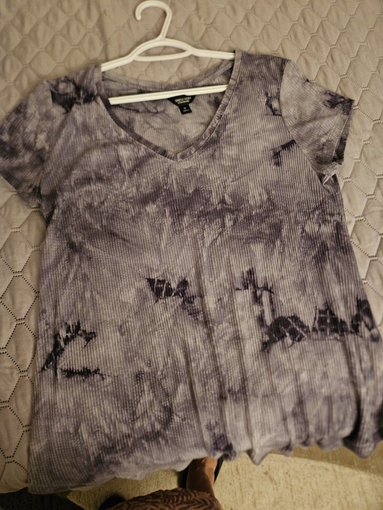 Vera Wang Shirt