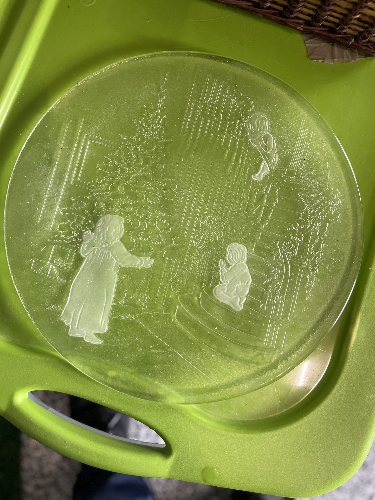 Crystal Serving Platter With Design