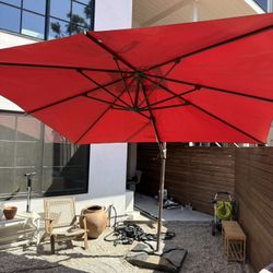 Large outdoor Umbrella - FREE