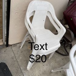 Excellent Condition Variety Of Patio Chairs 