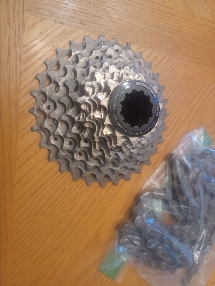 Dura-Ace 12 speed cassette and chain all for $60 FIRM 