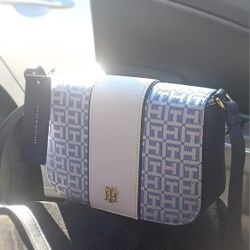 Tommy Hilfiger Purse