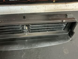 NISSAN FRONTIER 2022-2026 AIR SHUTTER OEM
