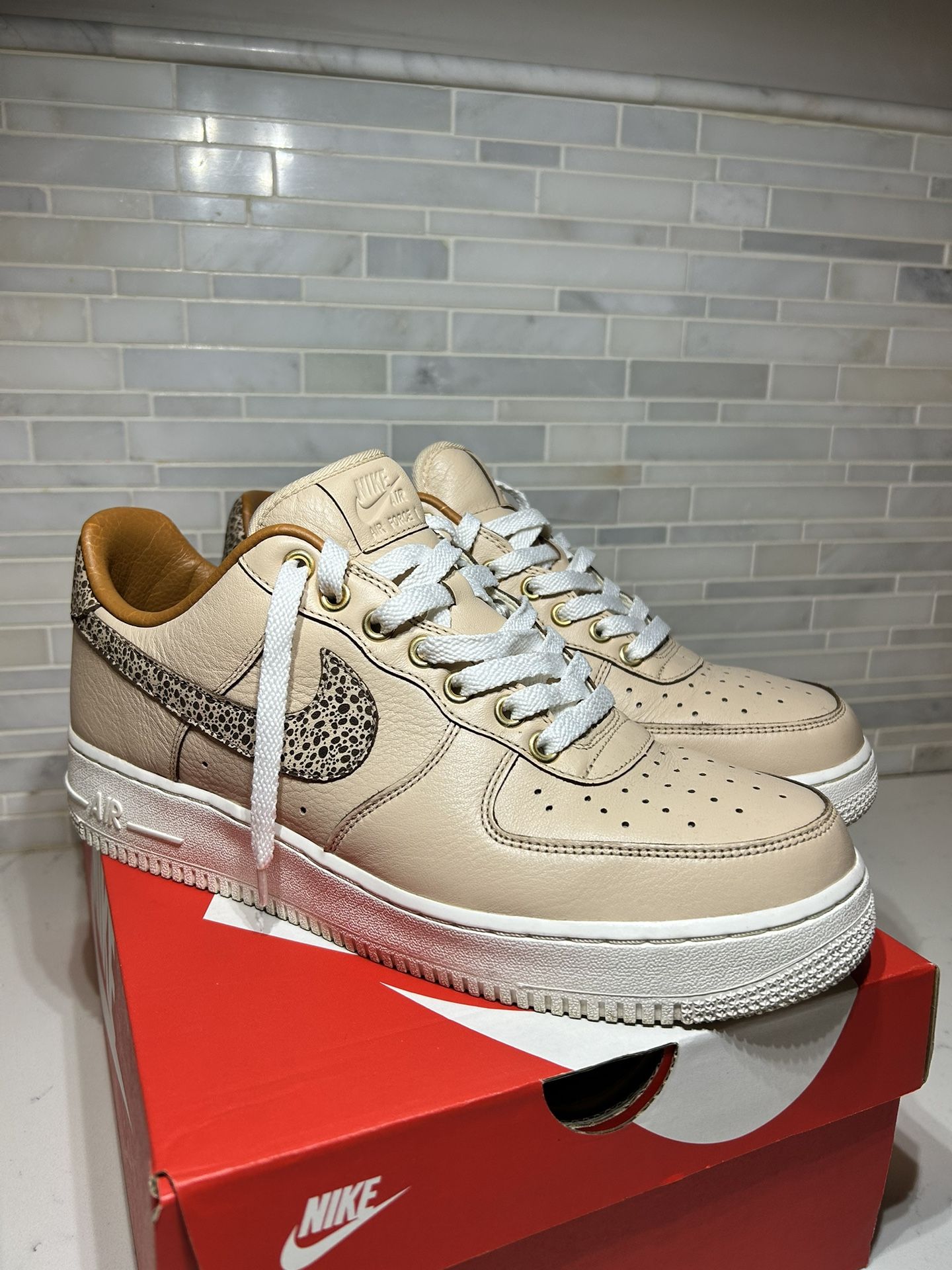 Nike Air Force 1