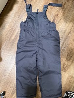 Size 5T snow bib