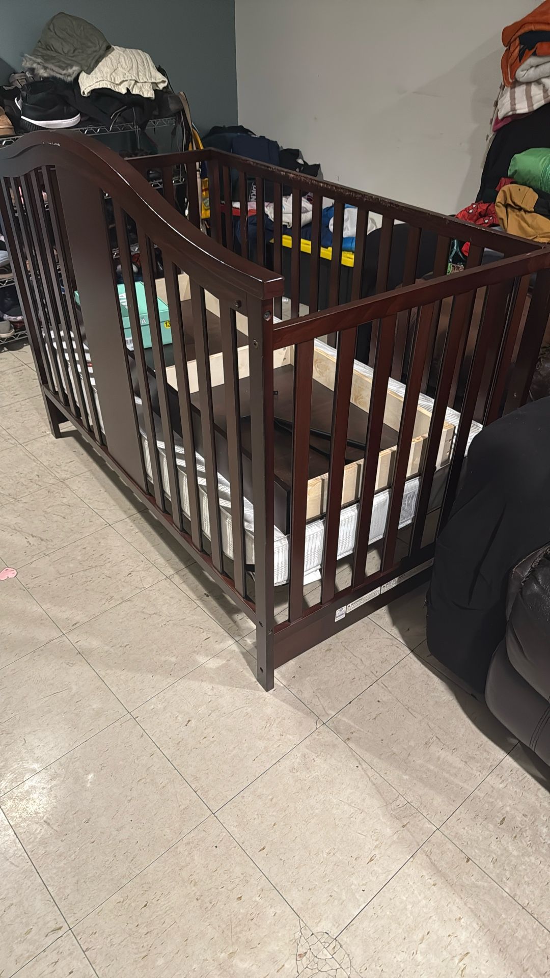 Baby/toddler Crib