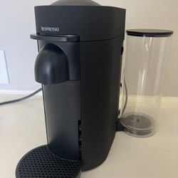 Nespresso VertuoPlus by DeLonghi – Matte Black (ENV150BM) – Coffee & Espresso