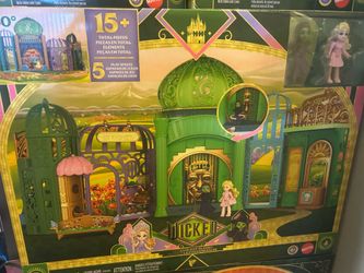 Wicked emerald city playset