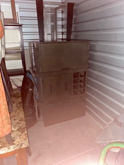Wine cabinet