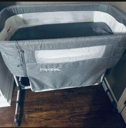 Papablic Baby Bassinet with Wheels