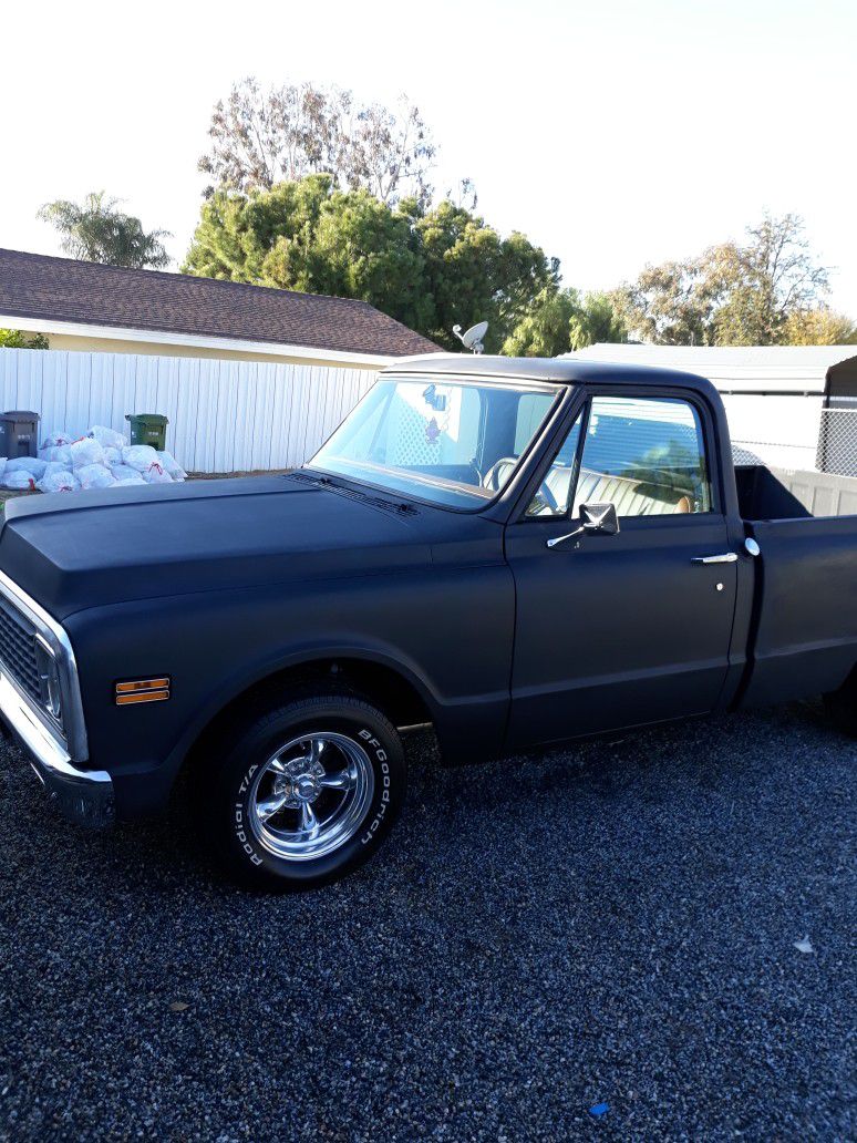 chevy c10 1972 Short bed 