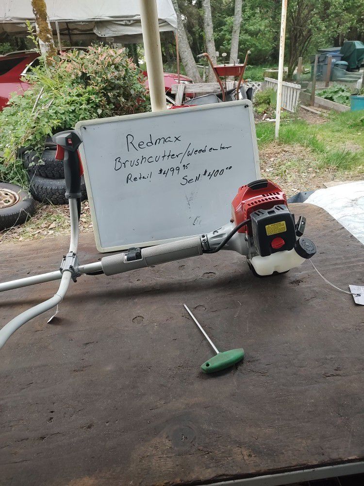 Redmax Brush cutter Weed eater for Sale in Grays Harbor County, WA OfferUp