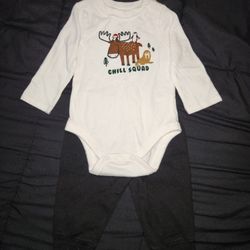 2 Piece Holiday Moose Outfit 3-6 Months