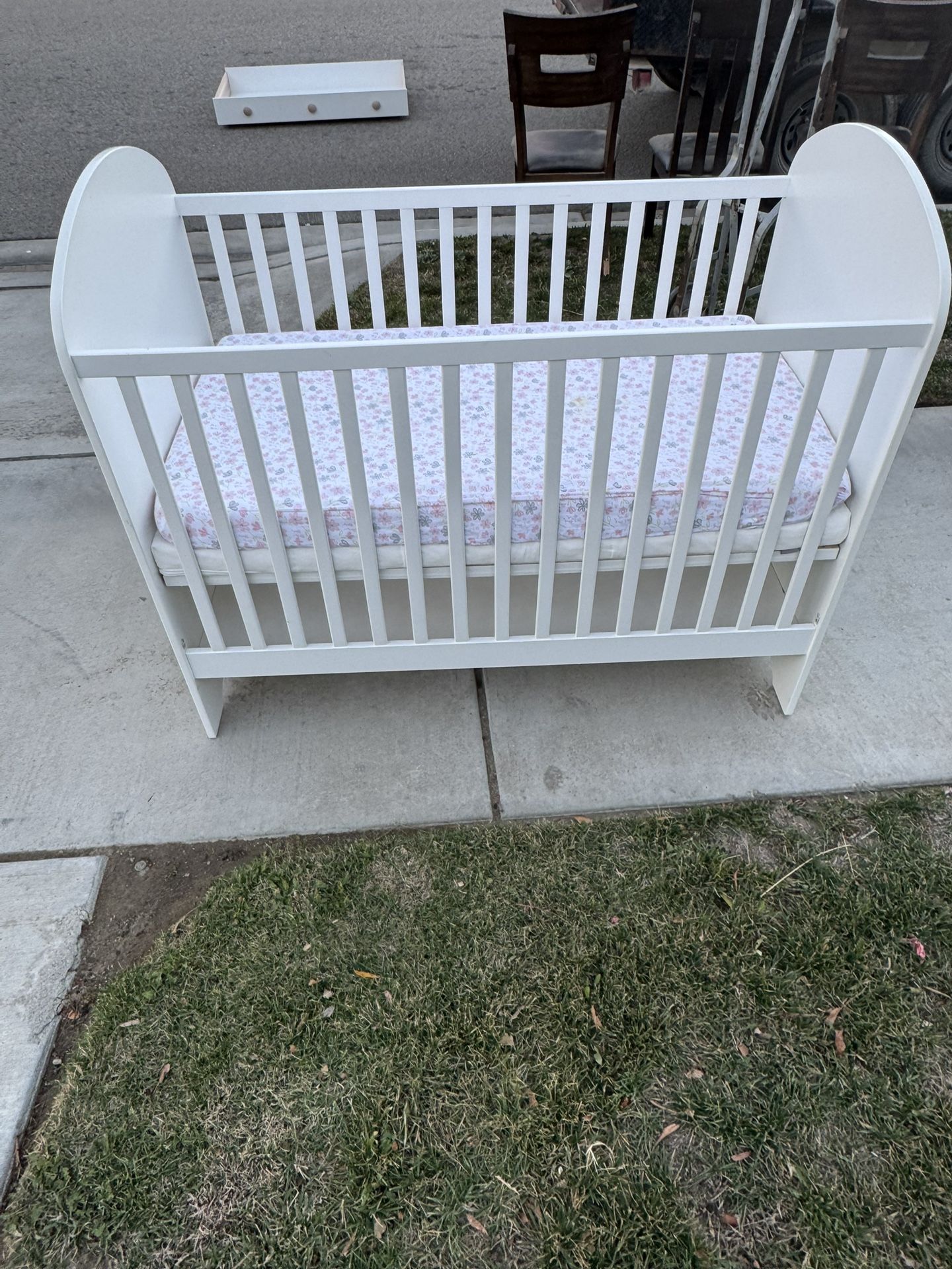 Baby Crib With Bottom Drawer