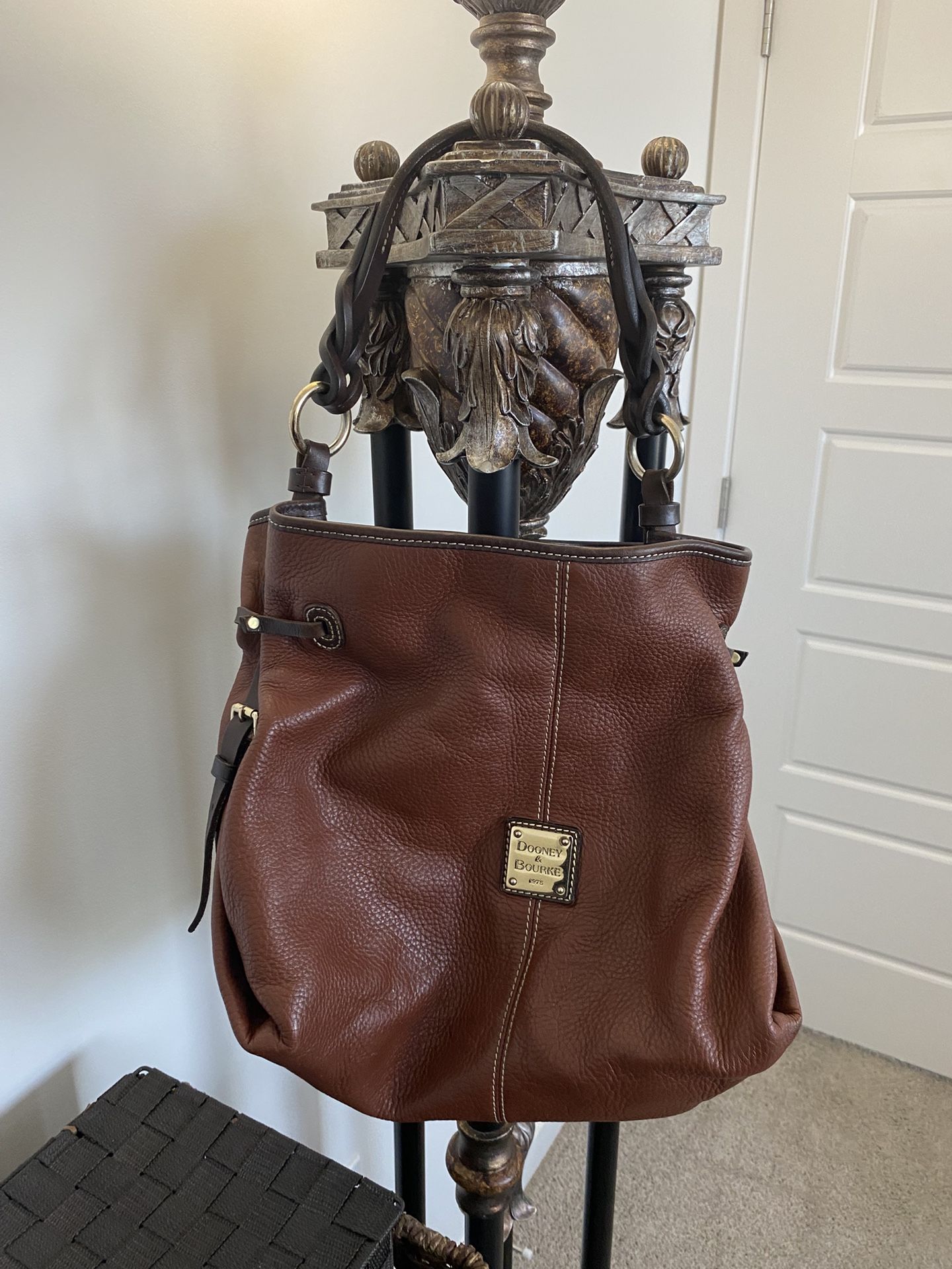 Vintage Dooney & Bourke Leather Woman’s Bag