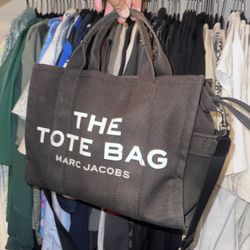 Marc Jacobs The Tote Bag