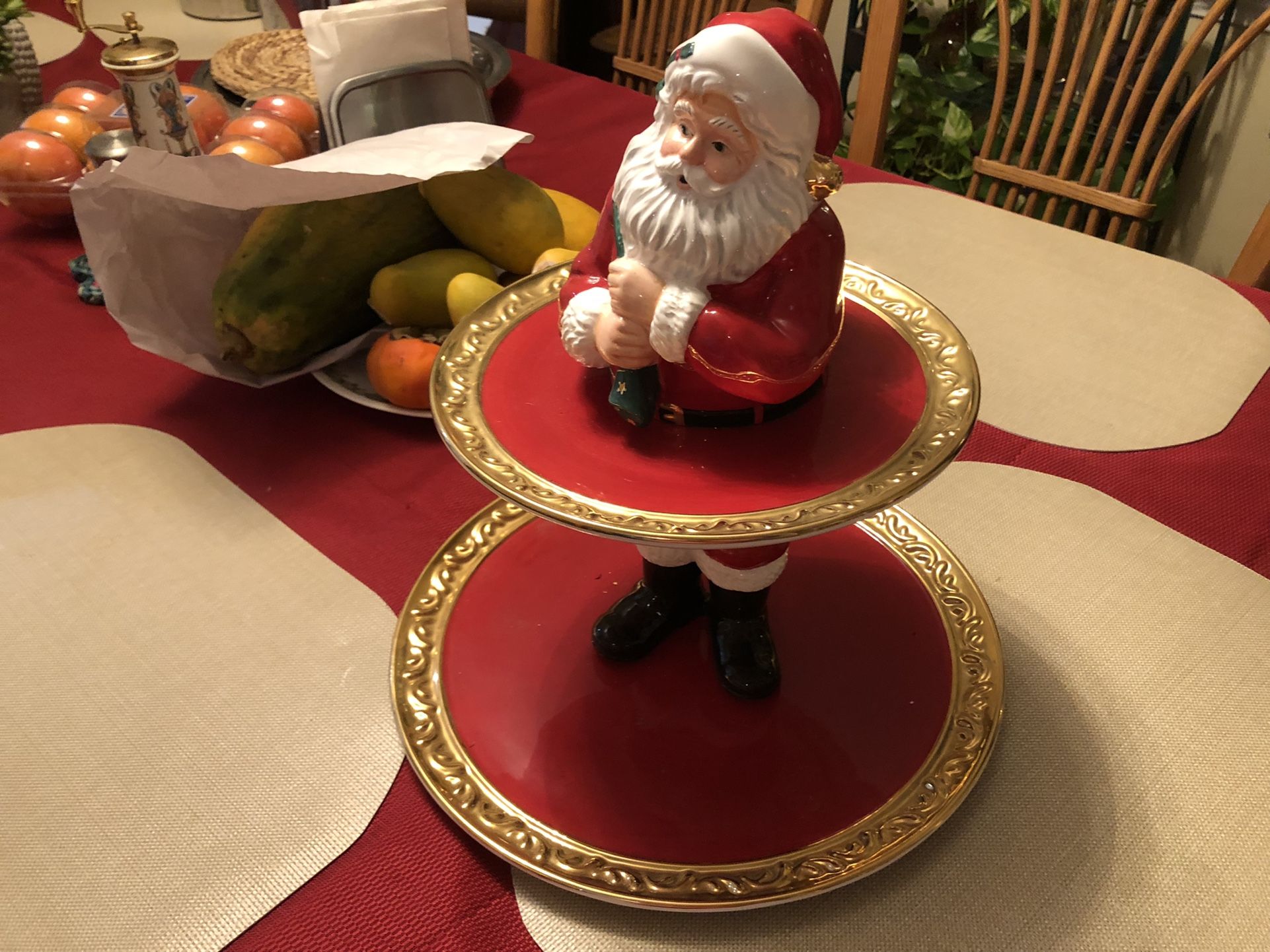 Dept 56 Santa clause Cookie Server