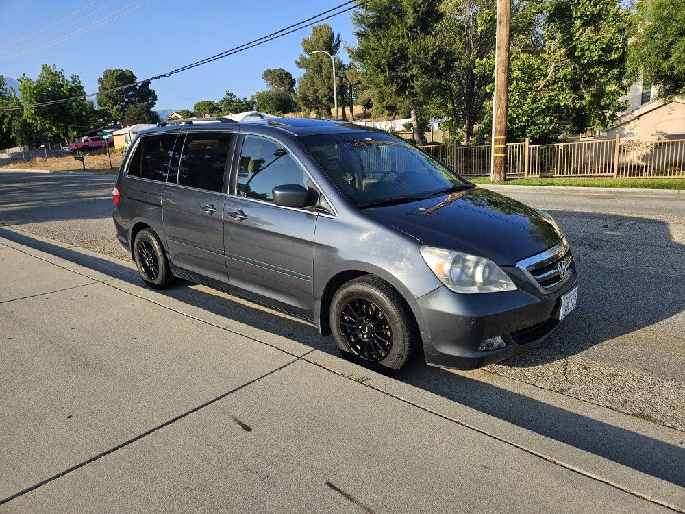 HONDA ODYSSEY EXL TOURING W/DVD/NAV+CAMERA, CLEAN TITLE+SMOG, 2026 JUNE TAGS