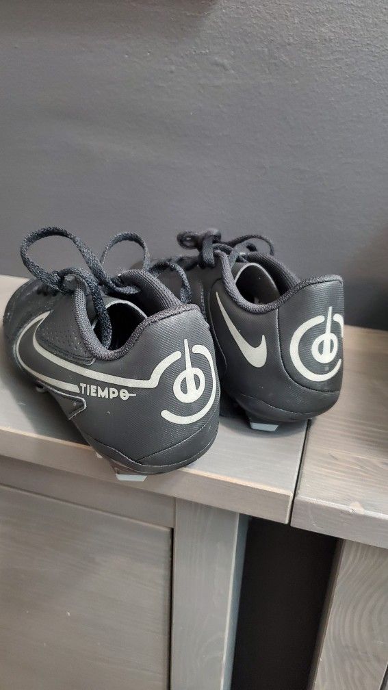 Nike Tiempo Cleats
