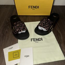 Fendi Women's Logo Slide Sandals - Brown...size 41 Brand New 