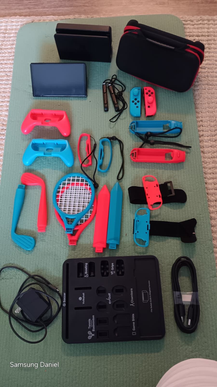 Nintendo Switch OLED – Like New + Accessories + 512GB Memory