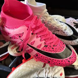 Soccer Shoes Women Size 9