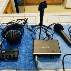 Recording Equipment Bundle 