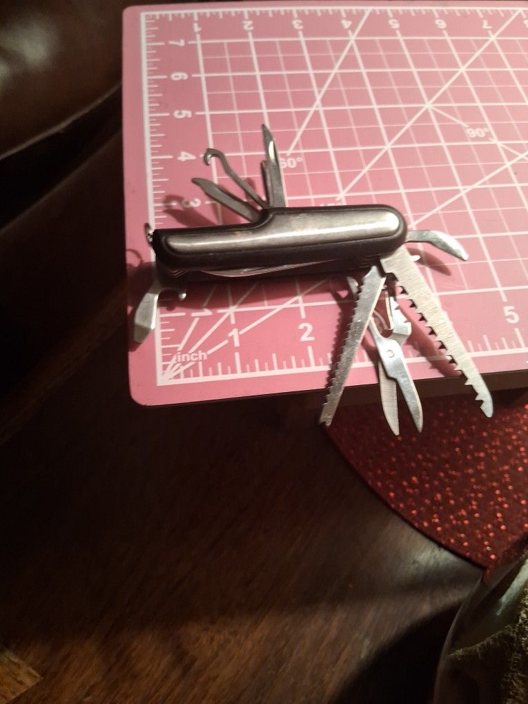 STAINLESS STEEL ARMY KNIFE 10 FUNCTIONS 