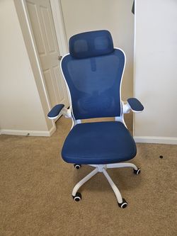 Blue very good office chair
