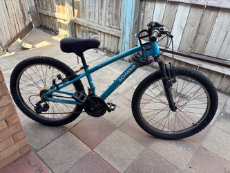 Schwinn 24’ 10 Speed Bike