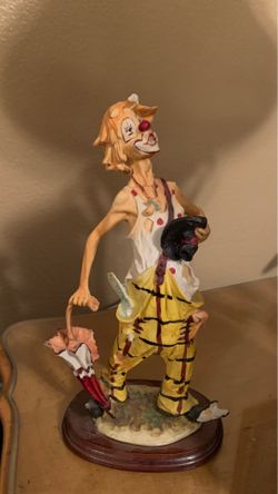 Clown statue