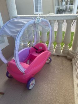 Disney Princess Plastic Wagon in Pink
