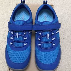 New LandsEnd Kids Water Shoes, Size Youth 6