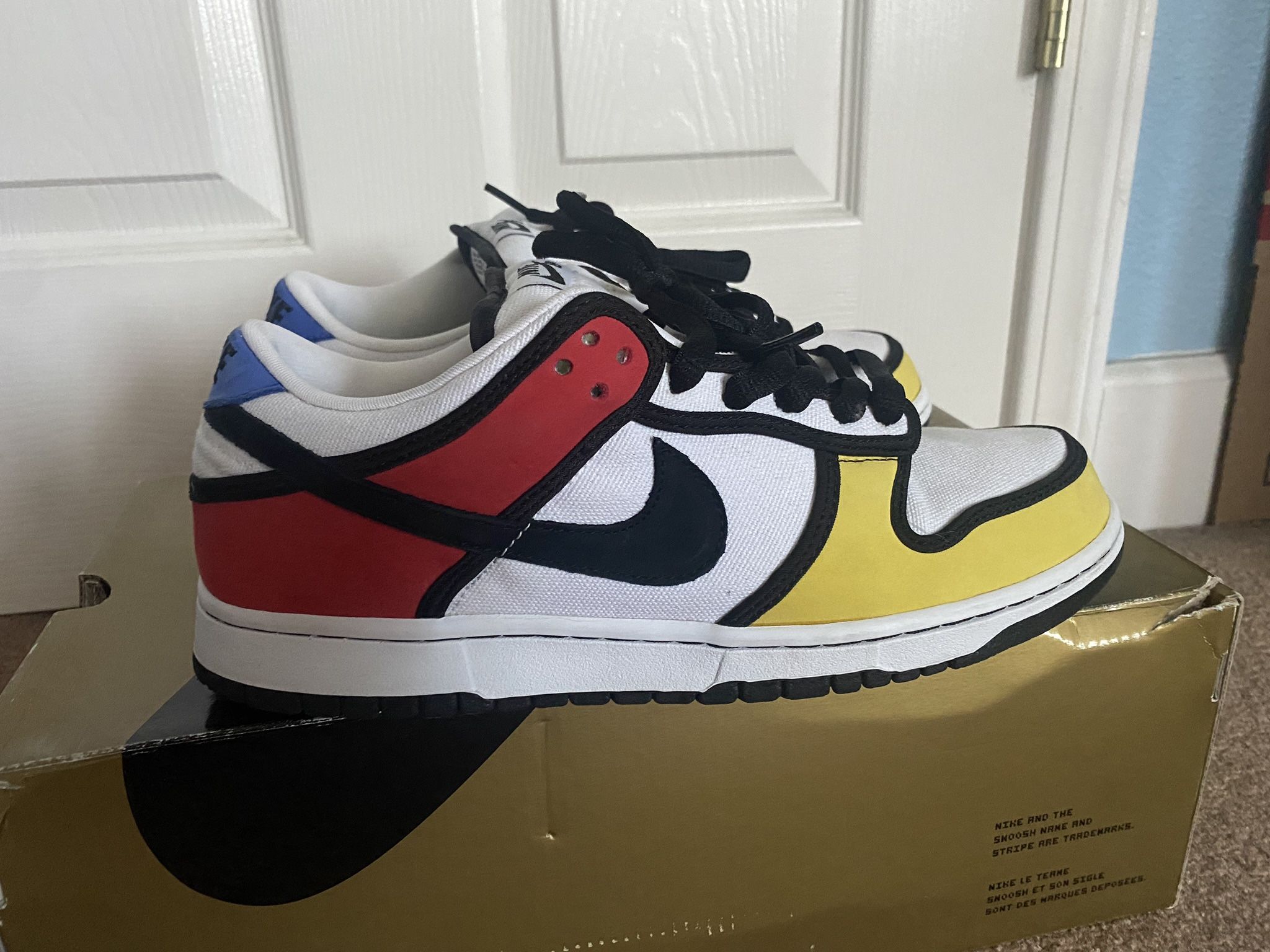 Nike Sb Dunk Piet Mondrian Size 9.5