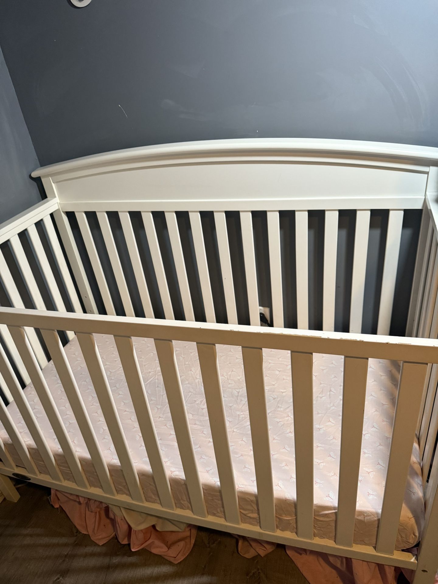 Nursery Crib 