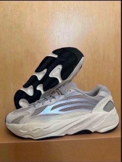 Adidas Yeezy Boost 700 V2 Static EF2829 Size 13 Brand New