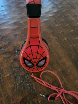 $5- Spiderman Headphones 