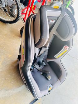 Chicco NextFit Convertible Car Seat